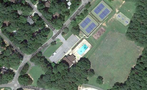 Aerial view of Peachtree City's Glenloch Recreation Center.